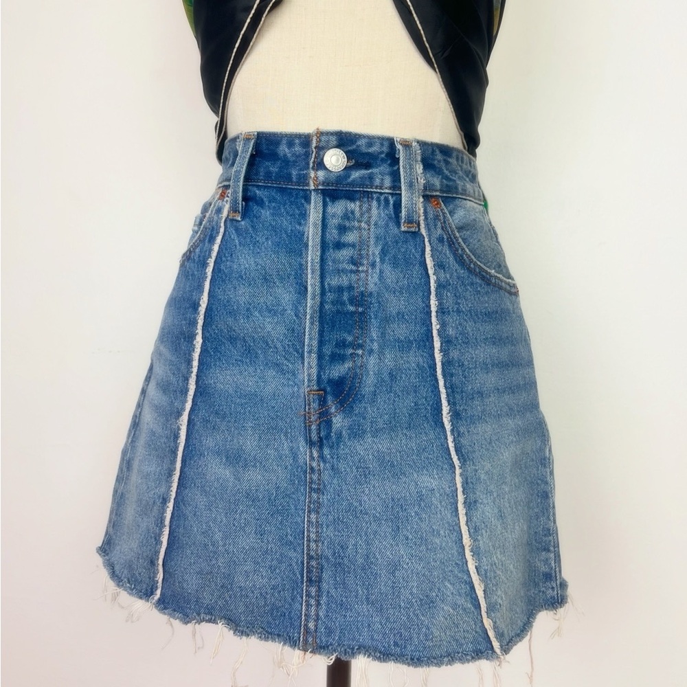 Levi's PREMIUM DENIM Icon Fringe Classic Blue Big E Mini Button Fly Skirt 28w S